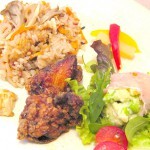 アボカドポテトのサラダ、塩麹チキンのピリ辛黒酢和え、蓮根の炊き込みご飯、自家製ピクルス、クリームチーズのもろみ漬け