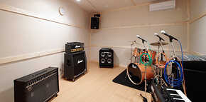 スタジオラグ西院店