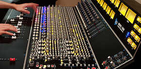 レコーディング | スタジオラグ西院店