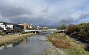 鴨川の虹