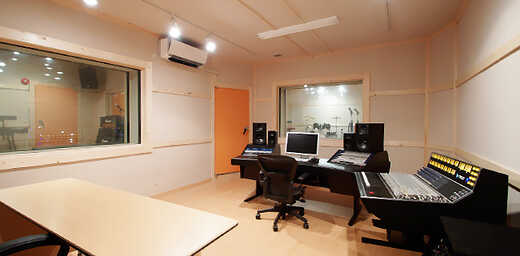 レコーディング | スタジオラグ西院店