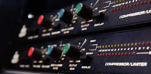 レコーディング | スタジオラグ西院店