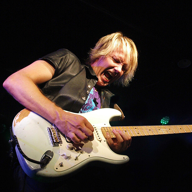 矢沢永吉ツアーに参加 歌う 米国出身ギタリストjeff Kollman 矢沢永吉ツアーに参加 歌う 米国出身ギタリストjeff Kollman